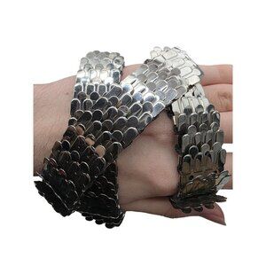 Vintage Silver Metal Mesh Stretch Belt With Elastic & Buckle Closure 26-30"
